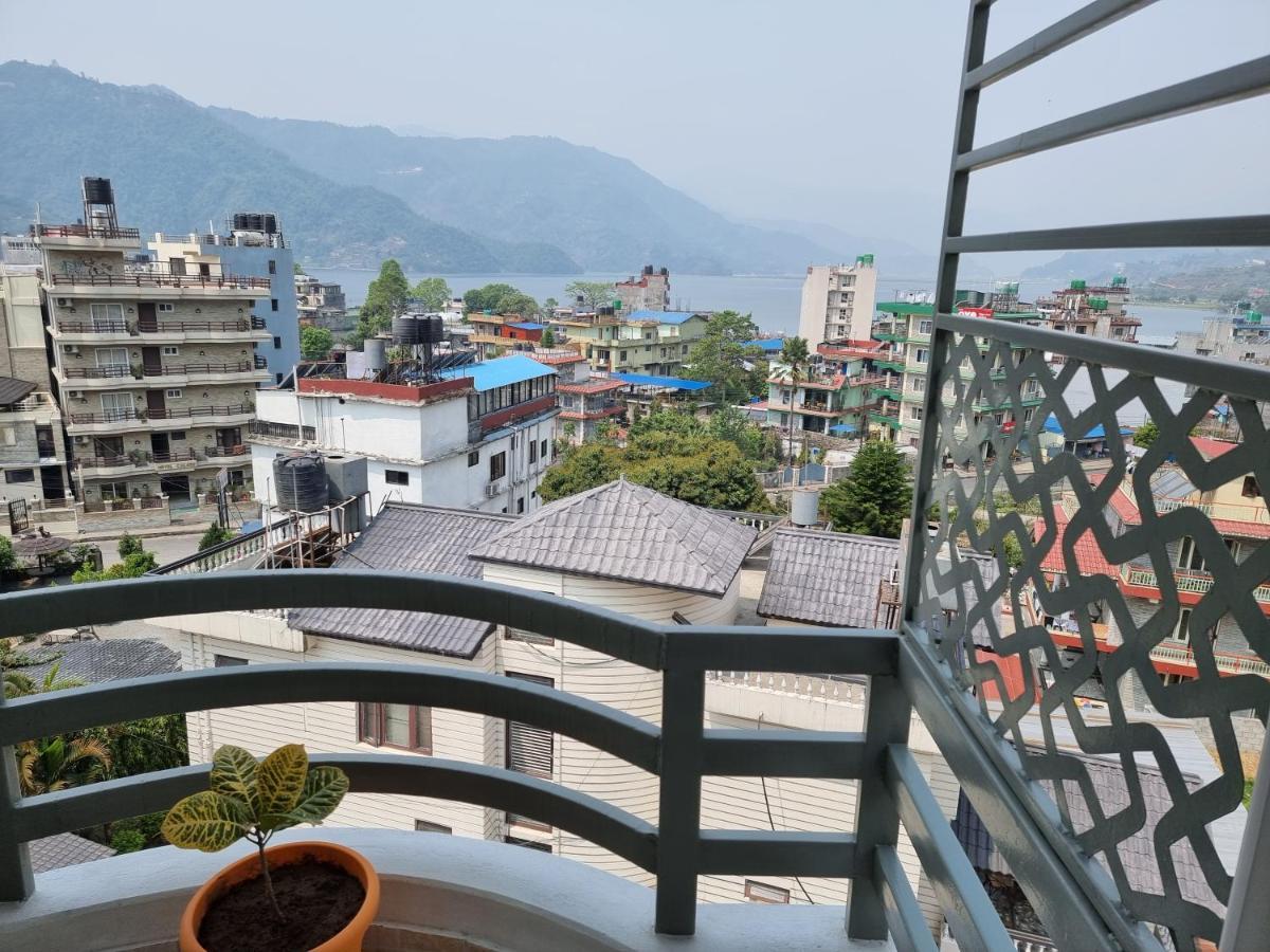 Chautari Boutique Hotel Pokhara Buitenkant foto