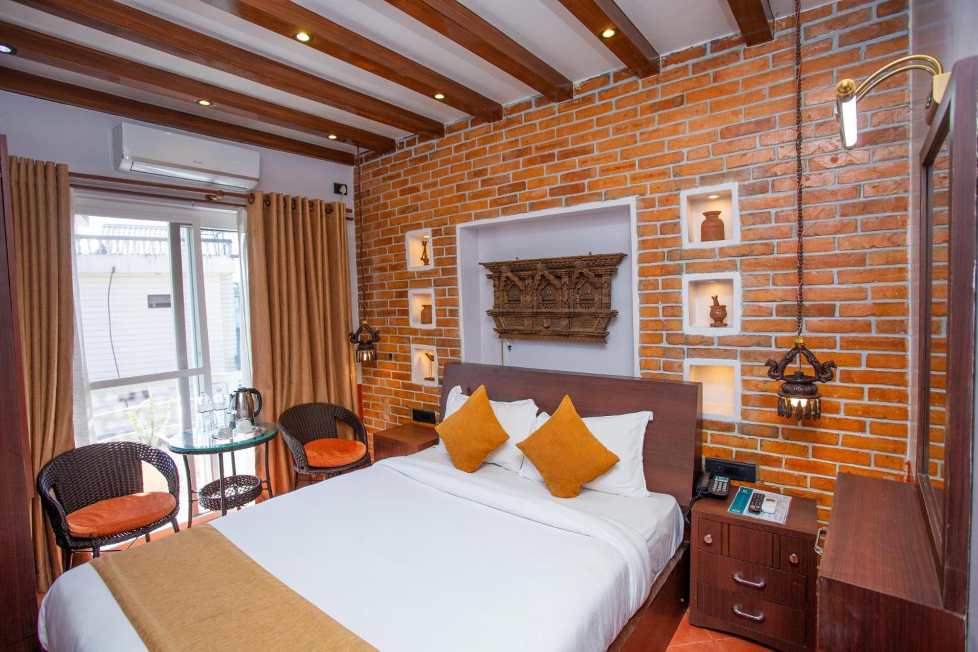 Chautari Boutique Hotel Pokhara Buitenkant foto