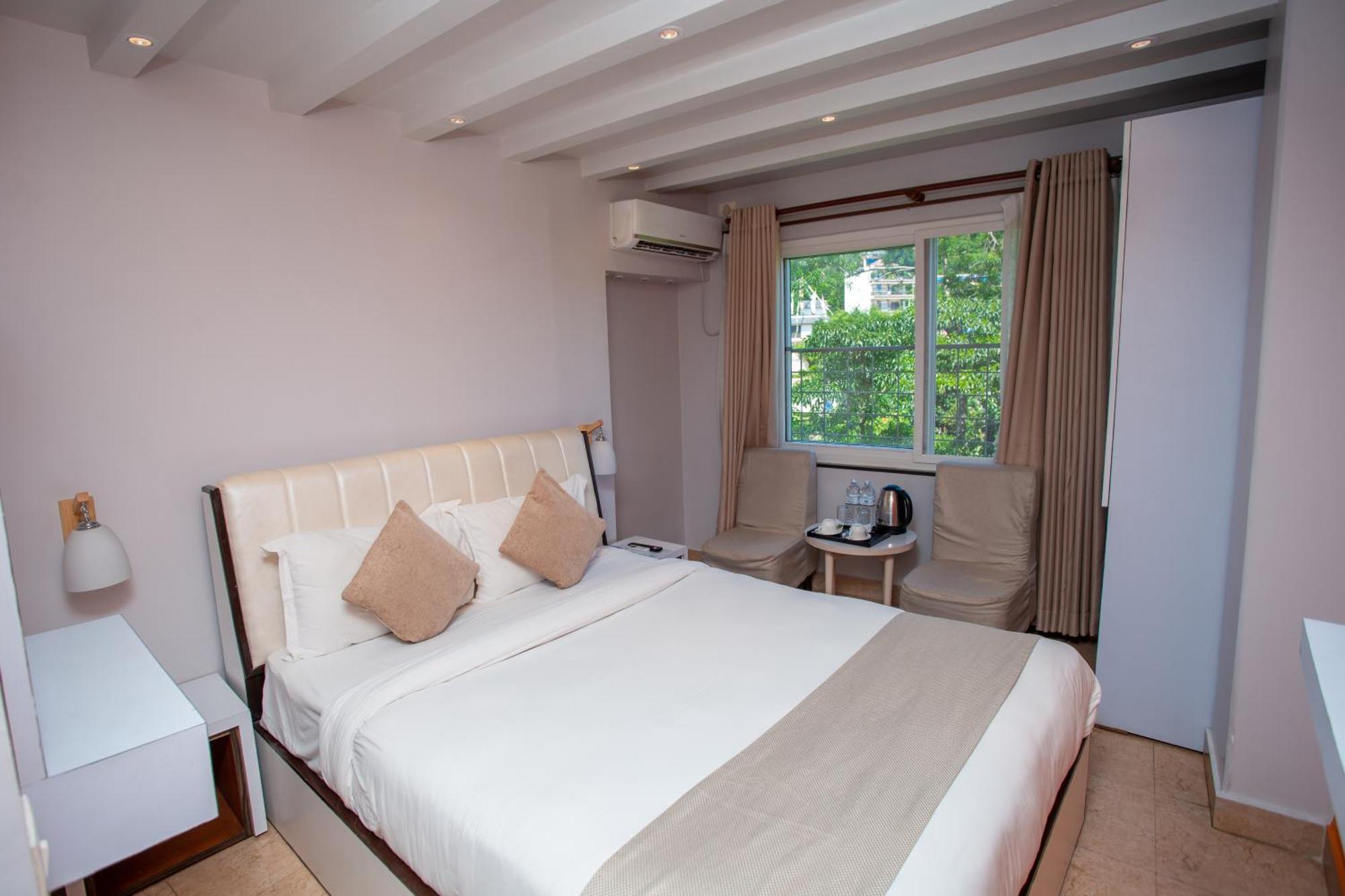 Chautari Boutique Hotel Pokhara Buitenkant foto