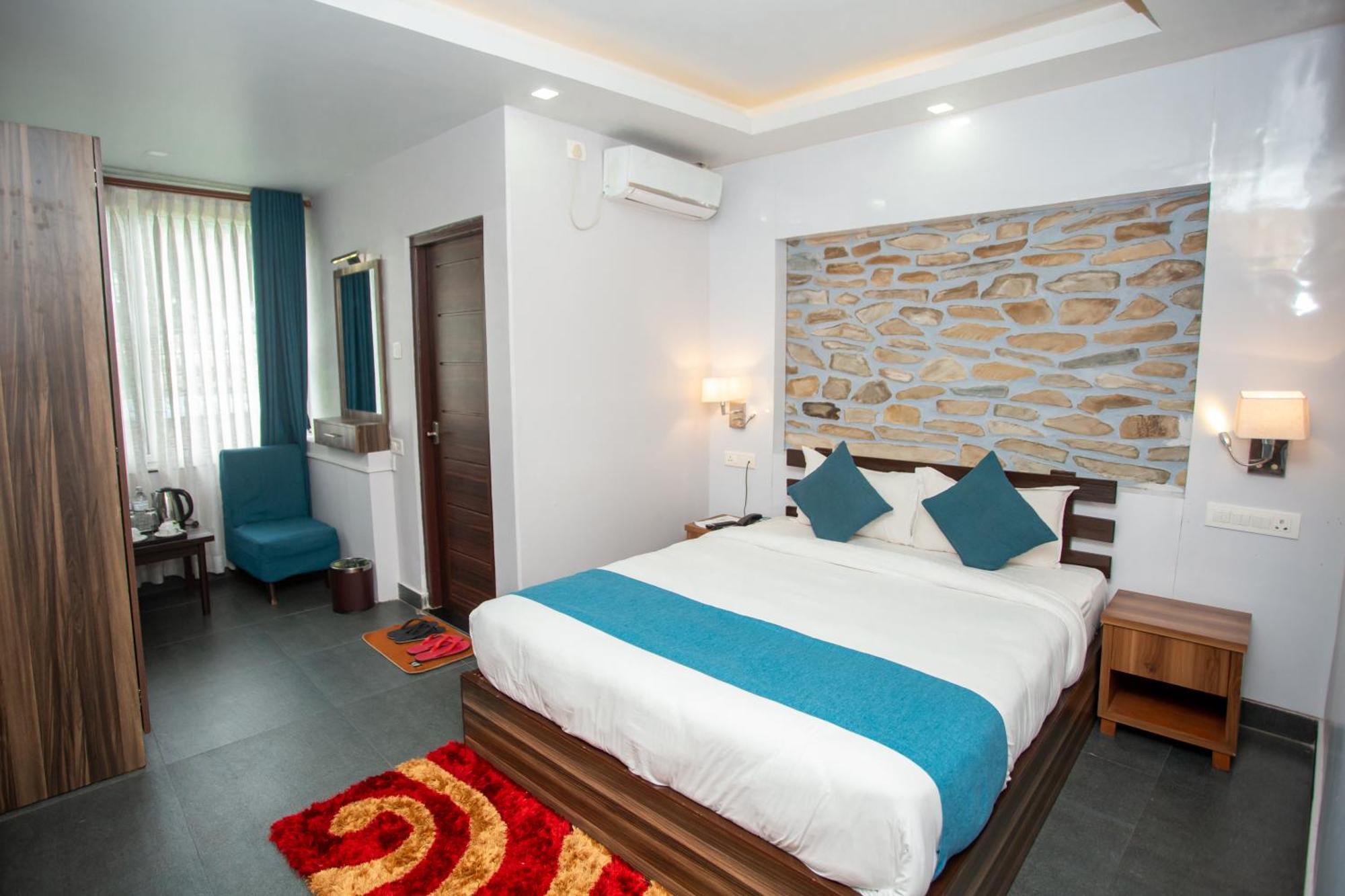 Chautari Boutique Hotel Pokhara Buitenkant foto