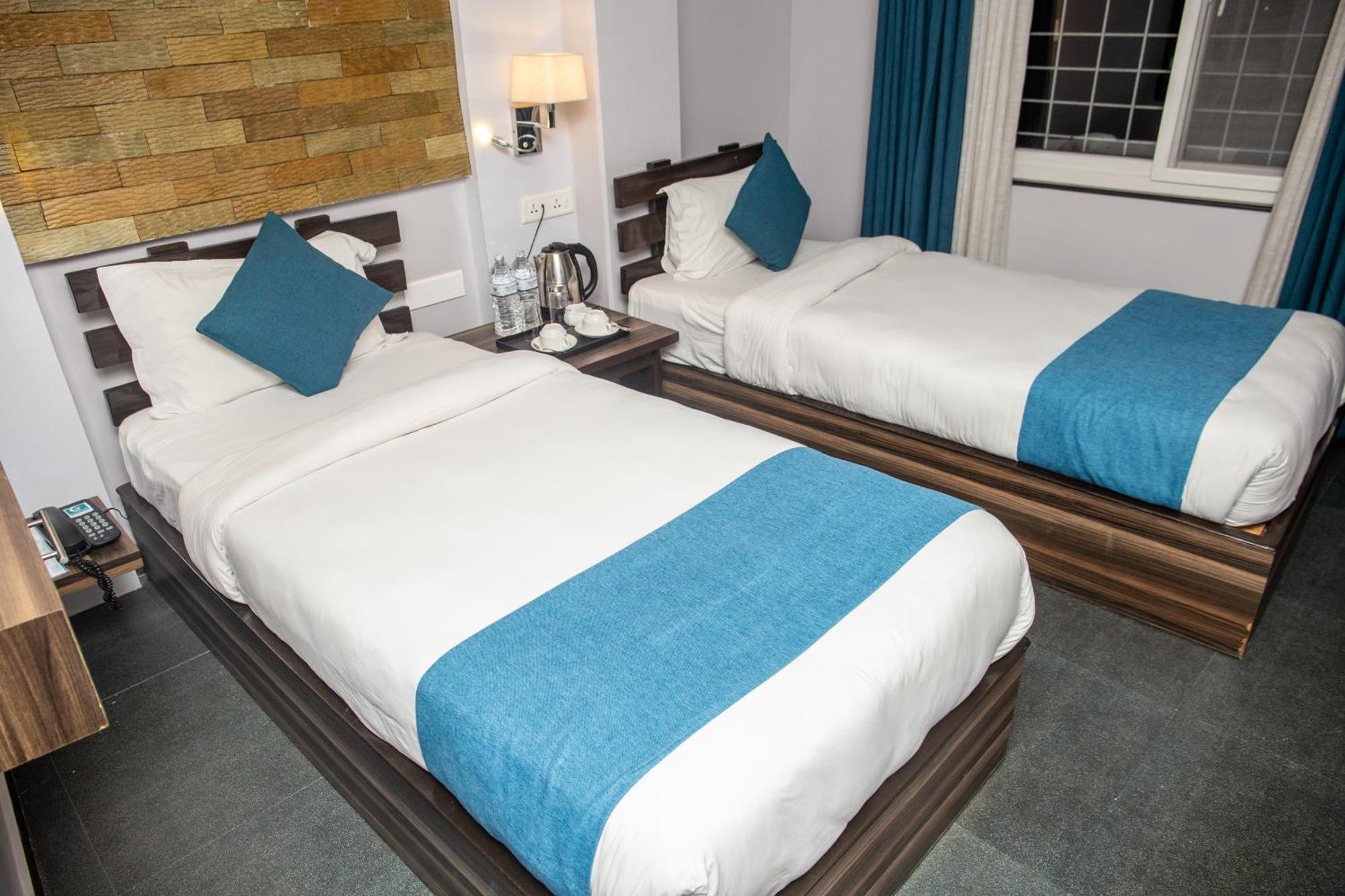 Chautari Boutique Hotel Pokhara Buitenkant foto