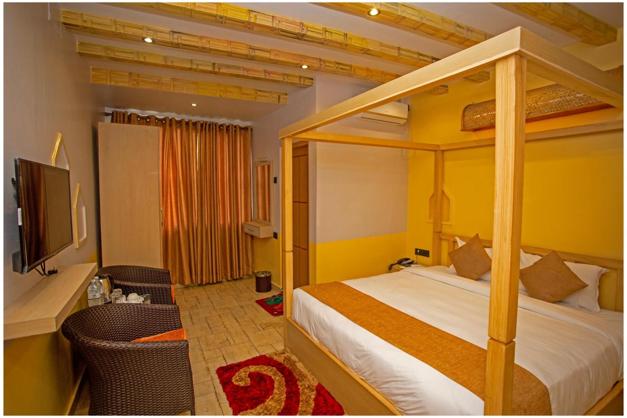 Chautari Boutique Hotel Pokhara Buitenkant foto